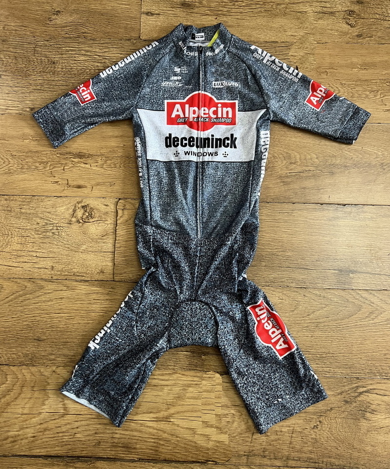 Laser corte skinsuit 2025 alpe - Summer Clothing Material avaliação e preço